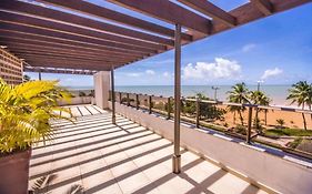 Maravilhoso apartamento na beira mar de Cabo Branco